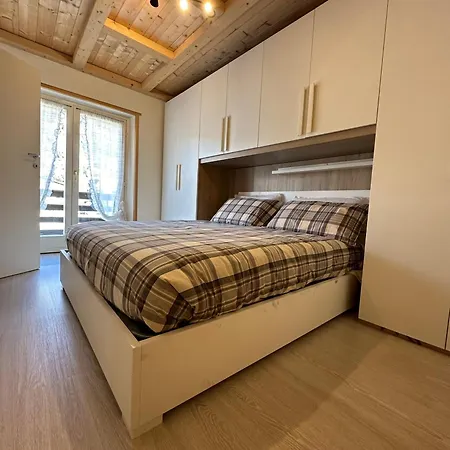 アパート In Centro A ポンテ・ディ・レーニョ